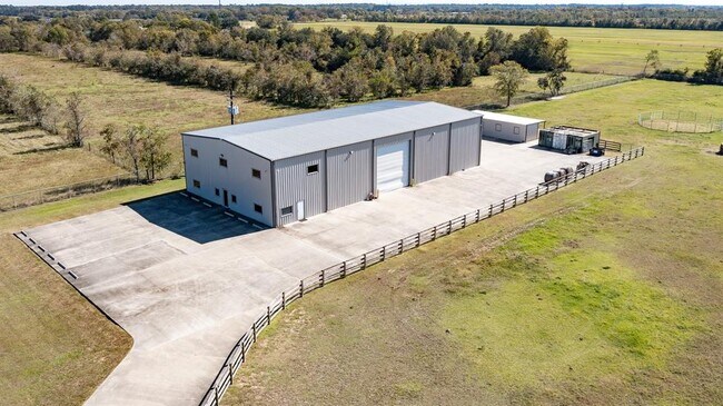Building Photo - 6400 US-90