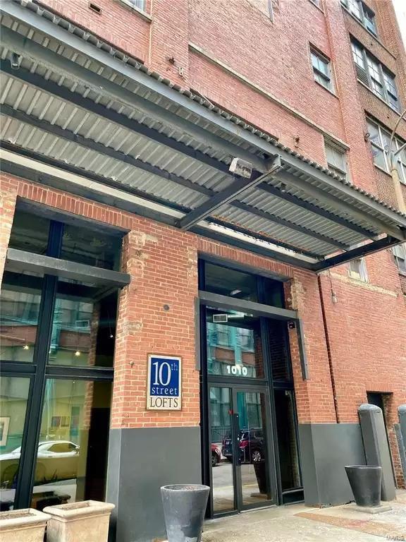 Foto principal - 1010 Saint Charles St