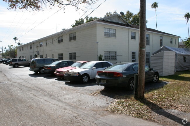 Building Photo - Amber Oaks Apartments