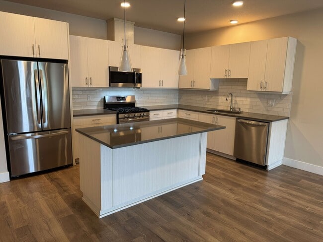 Foto del edificio - 105 SW Lancaster Ct