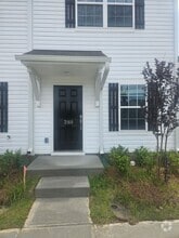 Building Photo - 3168 Fall Hls Dr