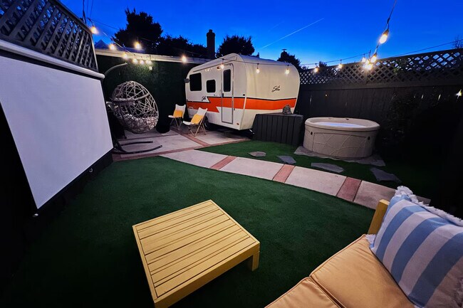 Foto del edificio - 2006 Maplewood Ave