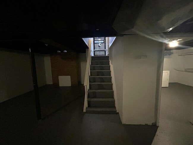 Foto del edificio - 16544 St Marys St