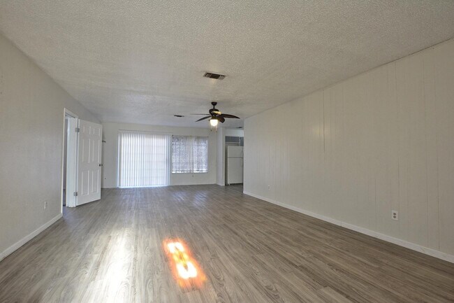 Foto del edificio - 2714 94th St