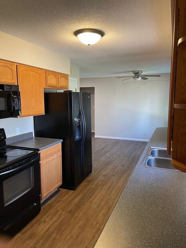 Foto del edificio - 16 N 4th St