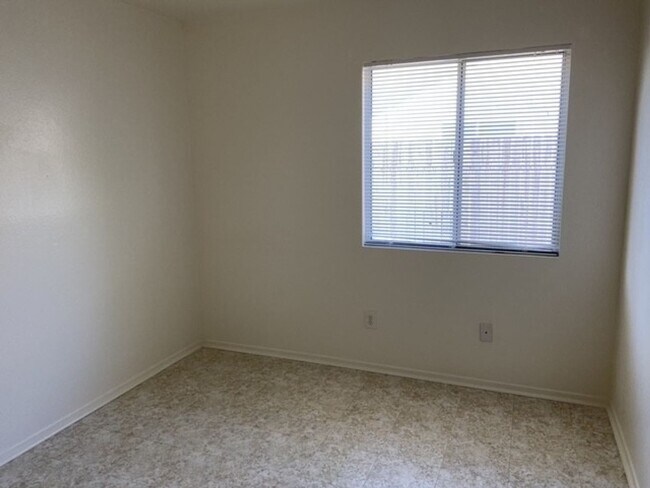 Foto del edificio - West Lancaster 4+2