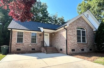 Building Photo - 106 Aljen Ct