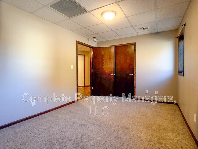 Foto del edificio - 101 S Harrison St