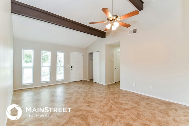 Foto del edificio - 903 Ashwood Ct
