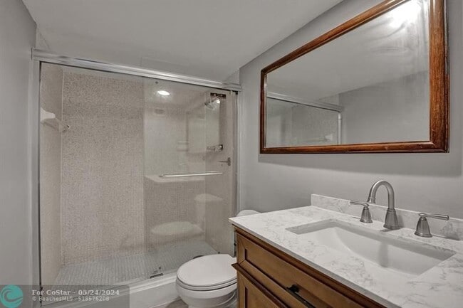 Building Photo - 4250 Galt Ocean Dr