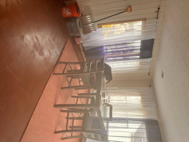 Foto del edificio - 551 Emerson St