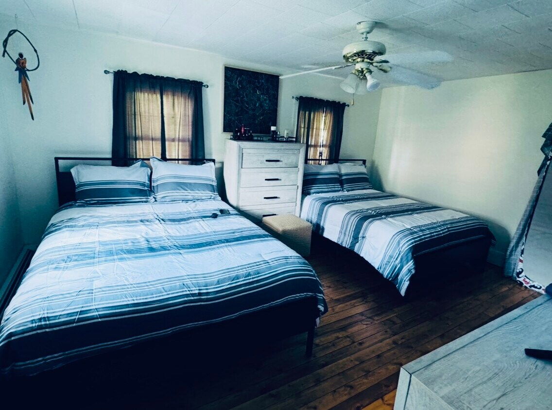 Primary Photo - 1 Elm St