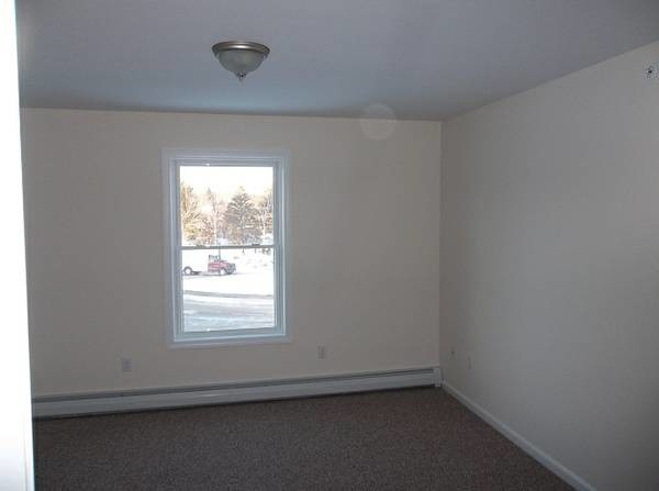 Foto del edificio - Burnham Village Apartments