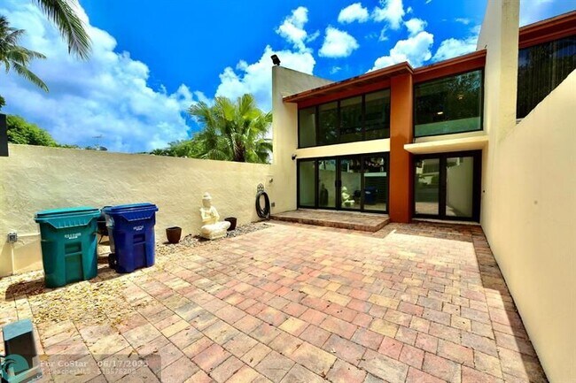 Foto del edificio - 7760 SW 103rd Pl