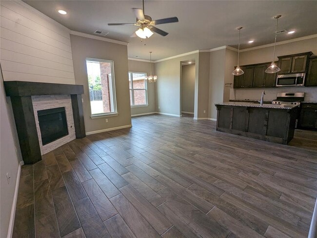 Building Photo - 3117 Stone Creek Dr