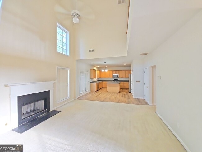 Building Photo - 273 Winthrop Ln