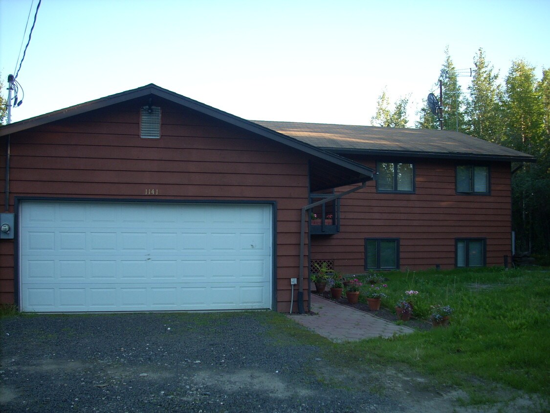 Primary Photo - 1141 Stobie Rd