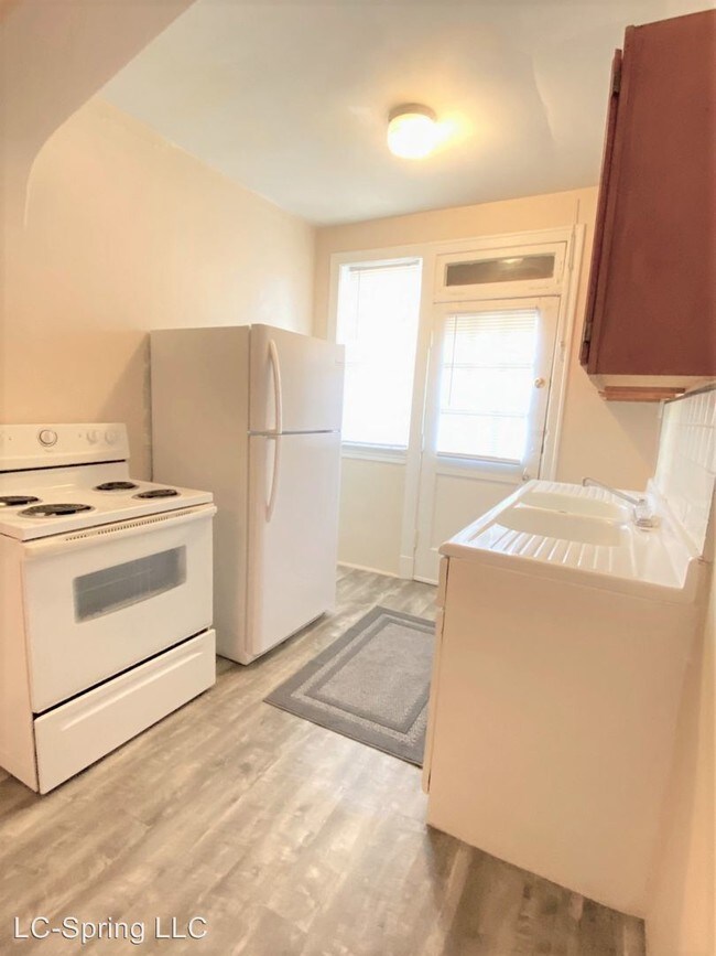 Foto del edificio - 3862-3866 S Spring Ave