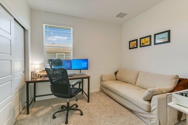 Building Photo - 14409 Cantarra Dr
