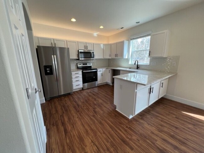 Foto del edificio - Remodeled Home in SW Bend