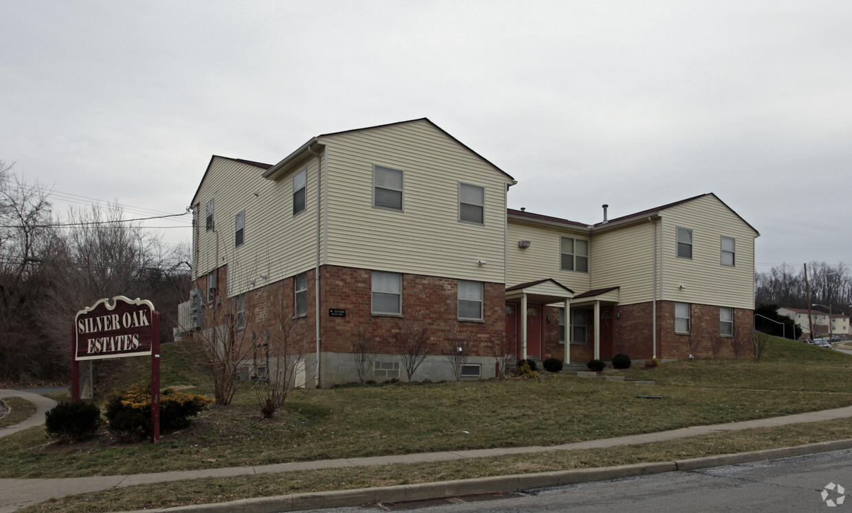 Building Photo - Silver Oak Estates