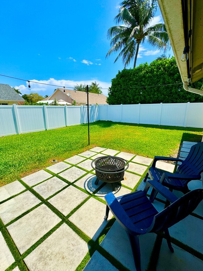 Foto del edificio - 1523 Gallinule Dr