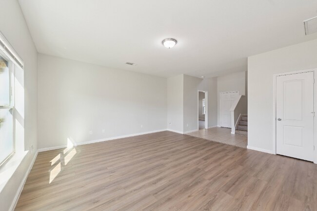 Foto del edificio - 312 Magnolia Dr