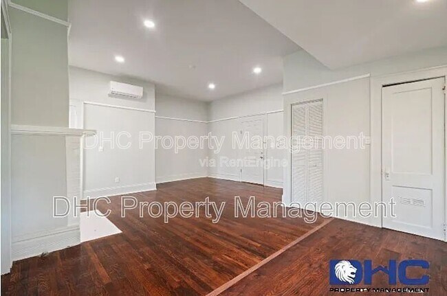 Foto del edificio - 3556 E Main St