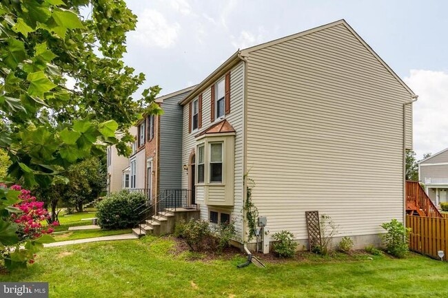 Building Photo - 46 Running Brooke Dr