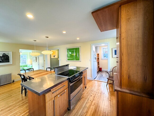 Foto del edificio - 3 Howland St