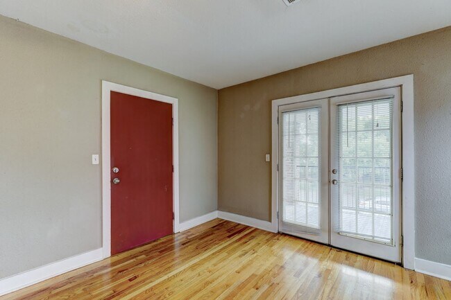 Foto del edificio - 1 Bed 1 bath Apartment in OKC!