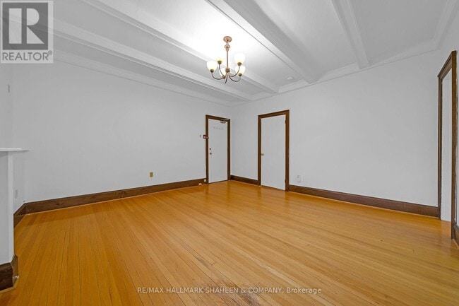 Building Photo - 16 Foxbar Rd