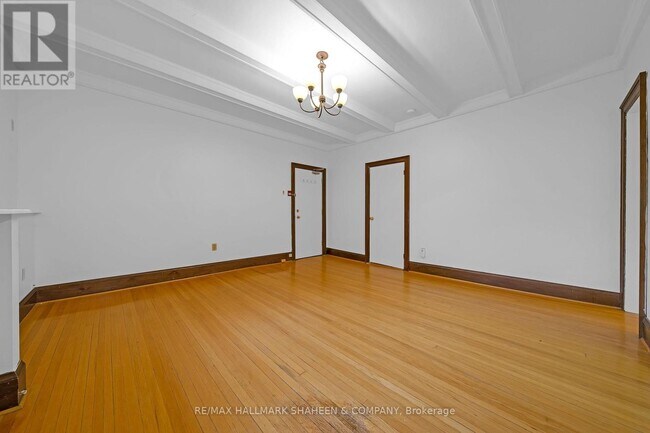 Photo du bâtiment - 16 Foxbar Rd