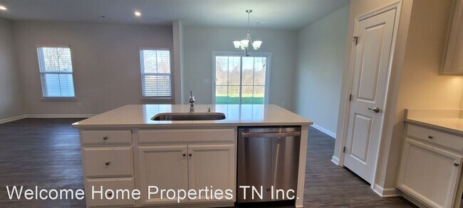 Building Photo - 3 br, 2 bath House - 1412 Carderock Spring...