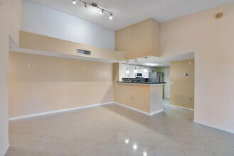Building Photo - 5011 Wiles Rd