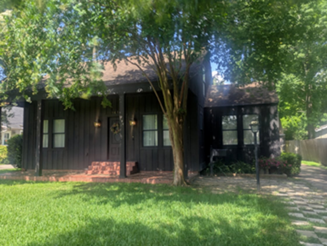 Foto principal - 1417 Central Dr
