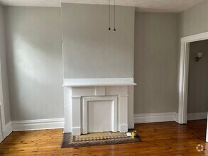 Building Photo - 389 40th St