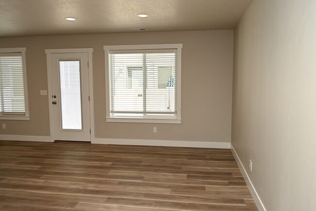 Building Photo - 2782 W 4140 S