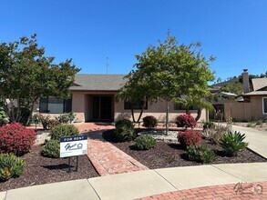 Building Photo - 2238 Montemar Ave