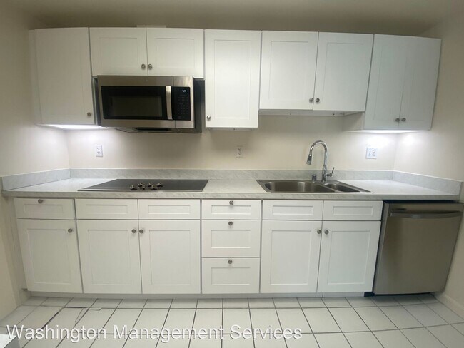 Building Photo - 2 br, 2 bath House - 5610 Wisconsin Ave.  ...