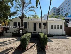 Building Photo - 250 SW 19th Rd