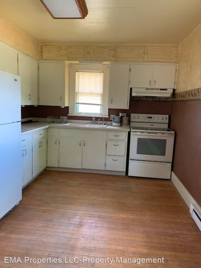 Building Photo - 2 br, 1 bath House - 107 S 3rd Street