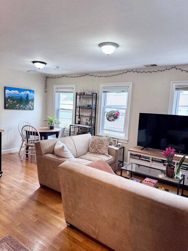 Foto del edificio - 171 Thorndike St