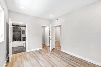 Building Photo - Wetherly Hills