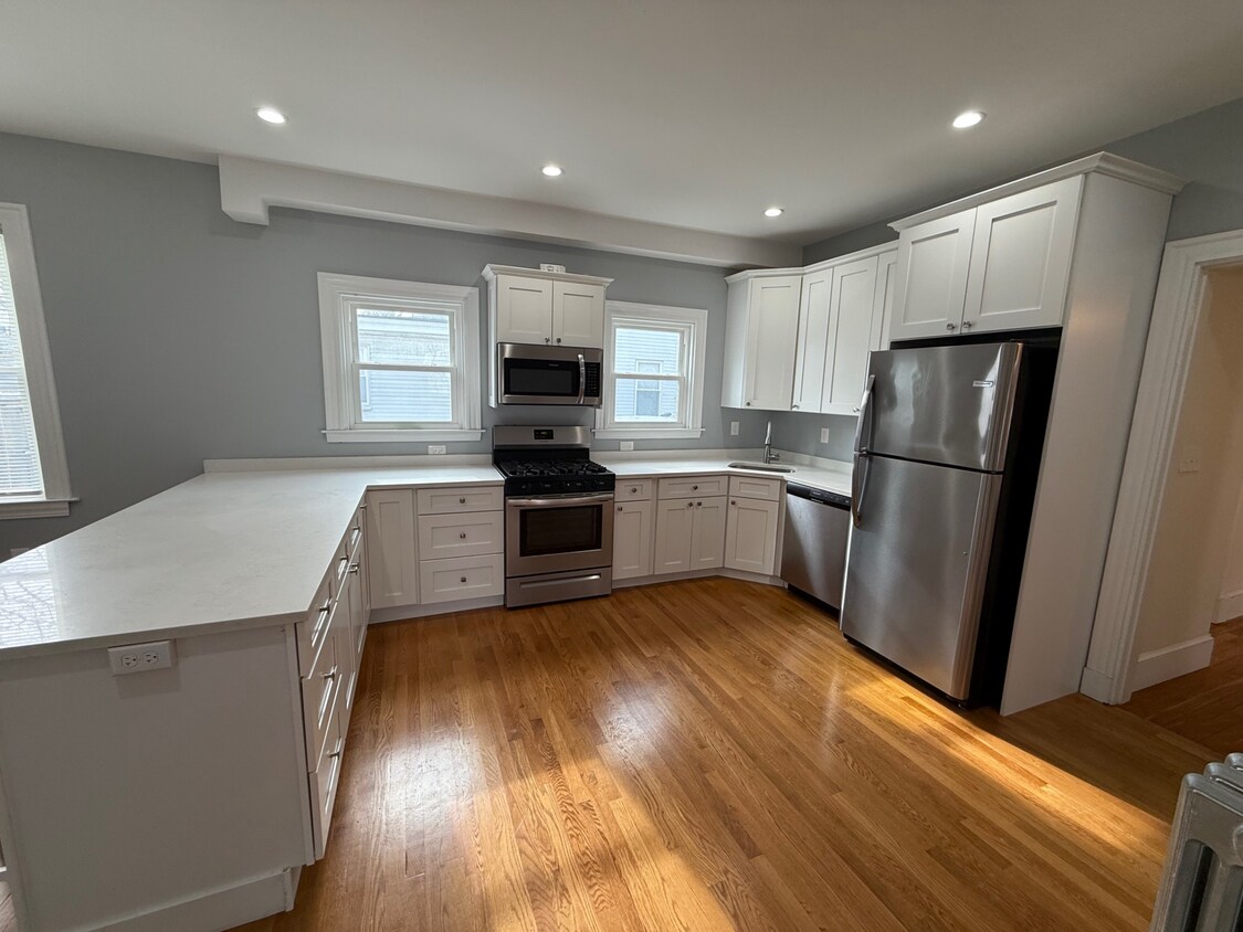 Foto del edificio - 234 Blue Hill Ave