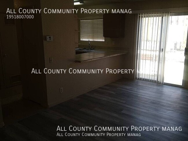 Building Photo - 73856 Sunnyvale Dr