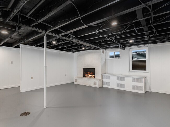 Foto del edificio - 3 E Main St