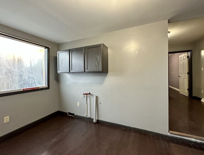 Building Photo - 4576 S Osage Ave