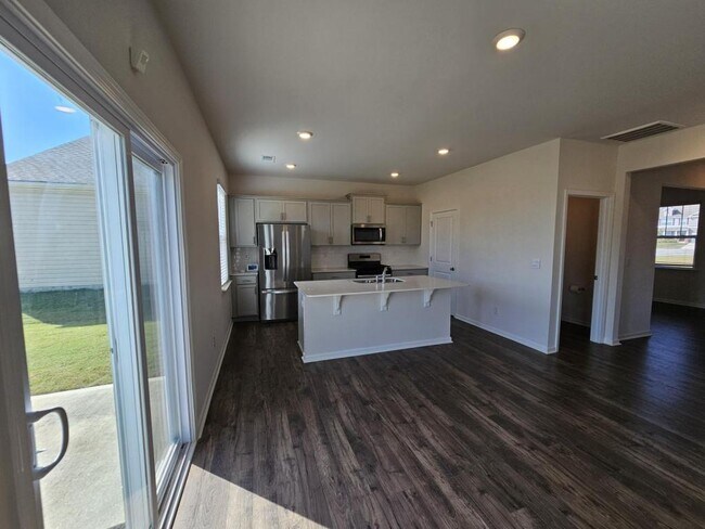 Building Photo - 4309 Remington Ave