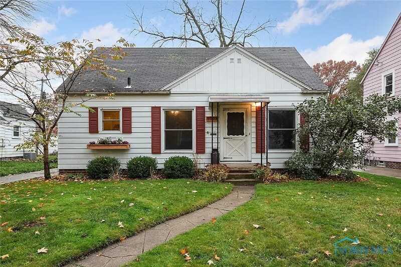 Primary Photo - 3909 Stannard Dr